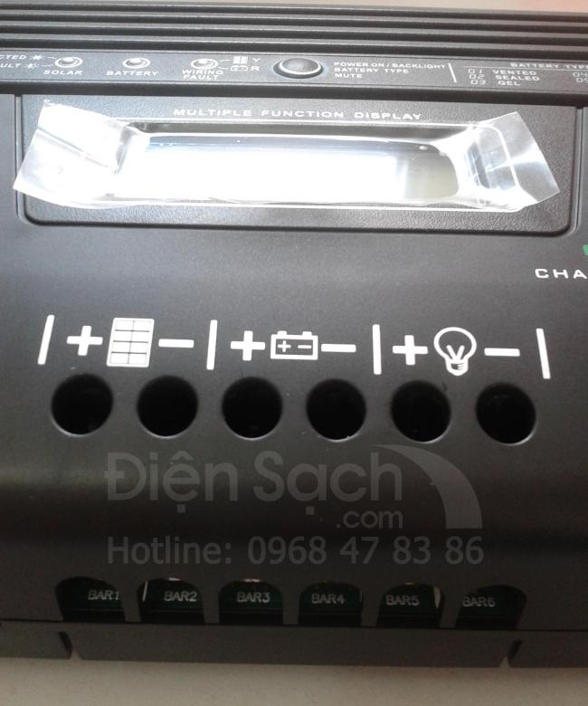 Bộ điều khiển sạc mặt trời 25A 12V MPPT