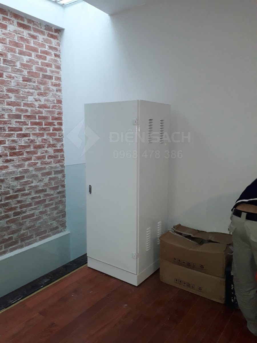 Hệ thống điện mặt trời hòa lưới có dự trữ