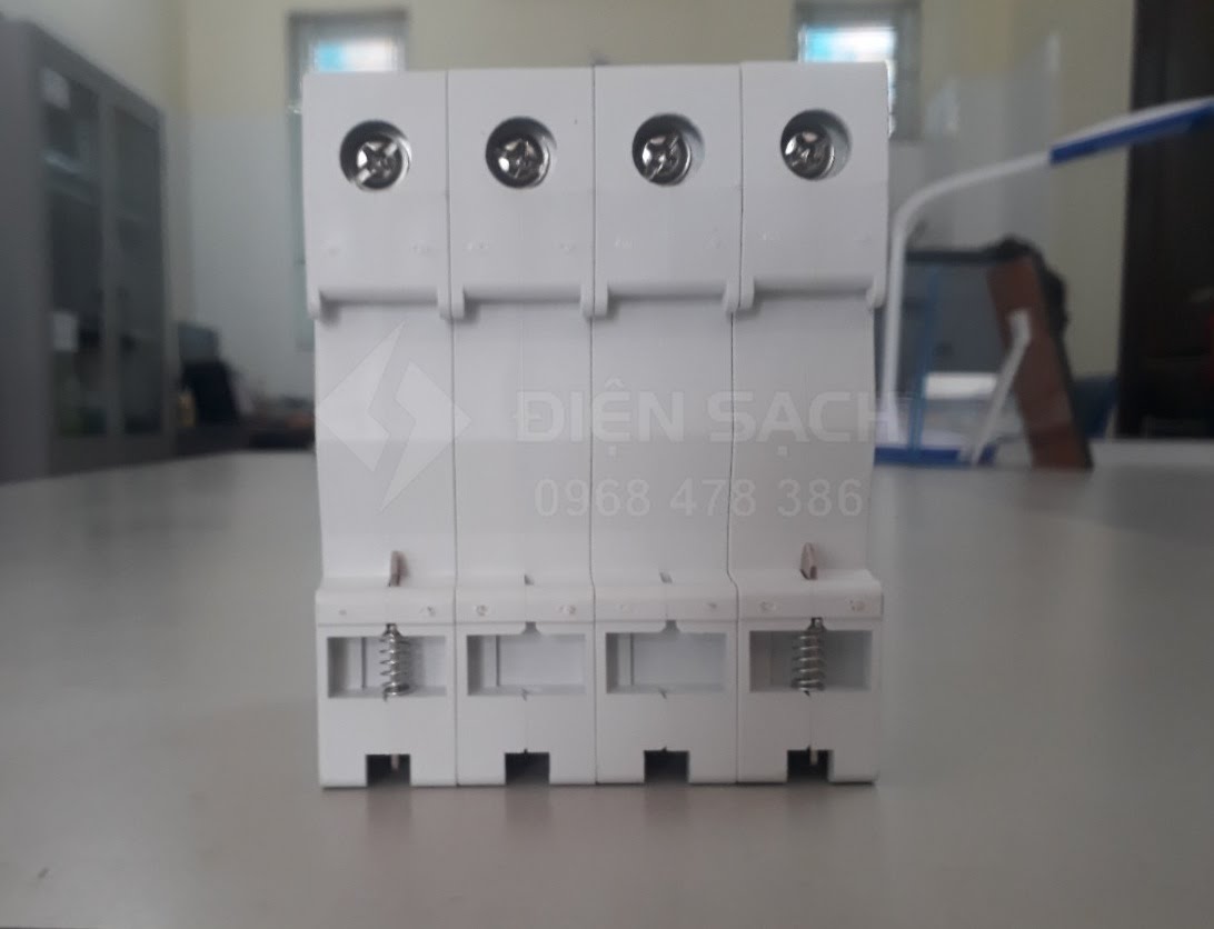 Thiết bị chống sét lan truyền SPD AC 4P 380V