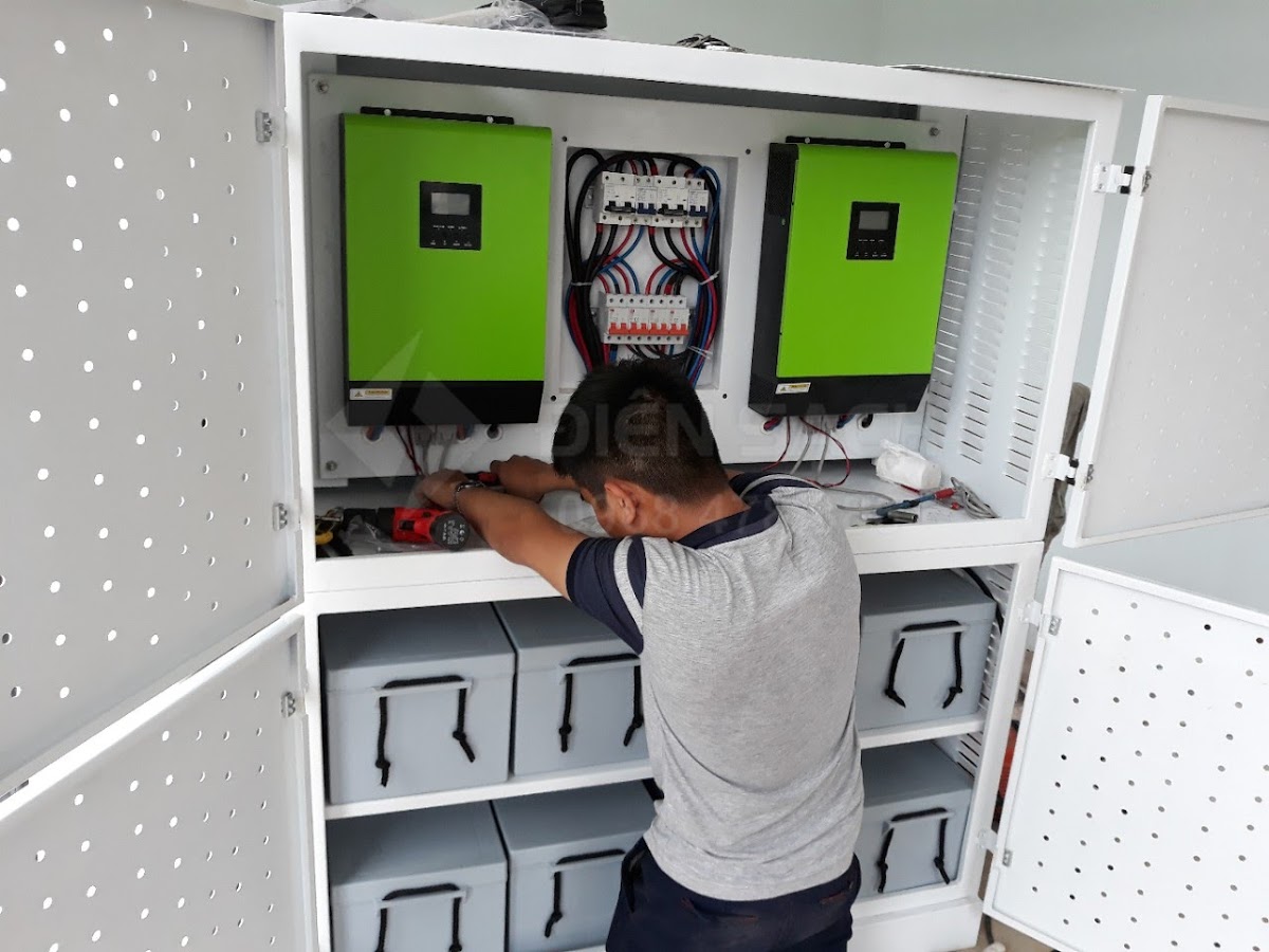 Inverter hòa lưới có dự trữ 48V 5000W Voltronic