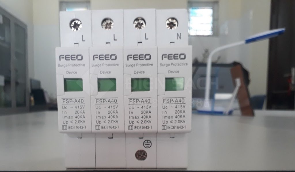 Thiết bị chống sét lan truyền SPD AC 4P 380V