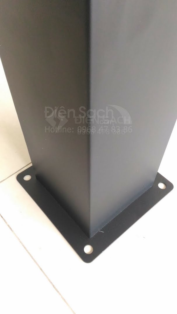 Đèn năng lượng mặt trời sân vườn Cupid 960L