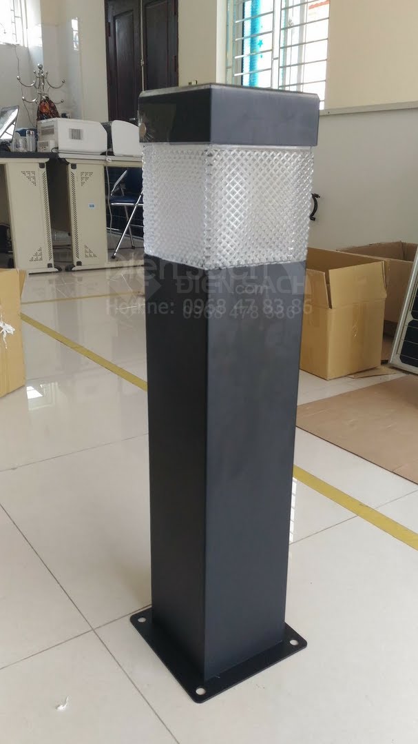 Đèn năng lượng mặt trời sân vườn Cupid 960L