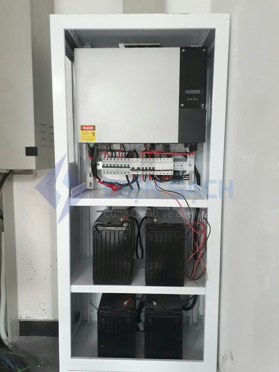 Hệ thống điện mặt trời hòa lưới có dự trữ