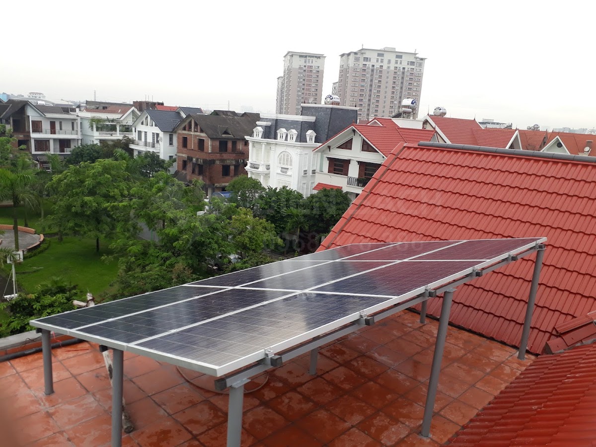 Hệ thống điện mặt trời hòa lưới có dự trữ