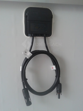 Tấm pin Năng lượng mặt trời 320W - Canadian